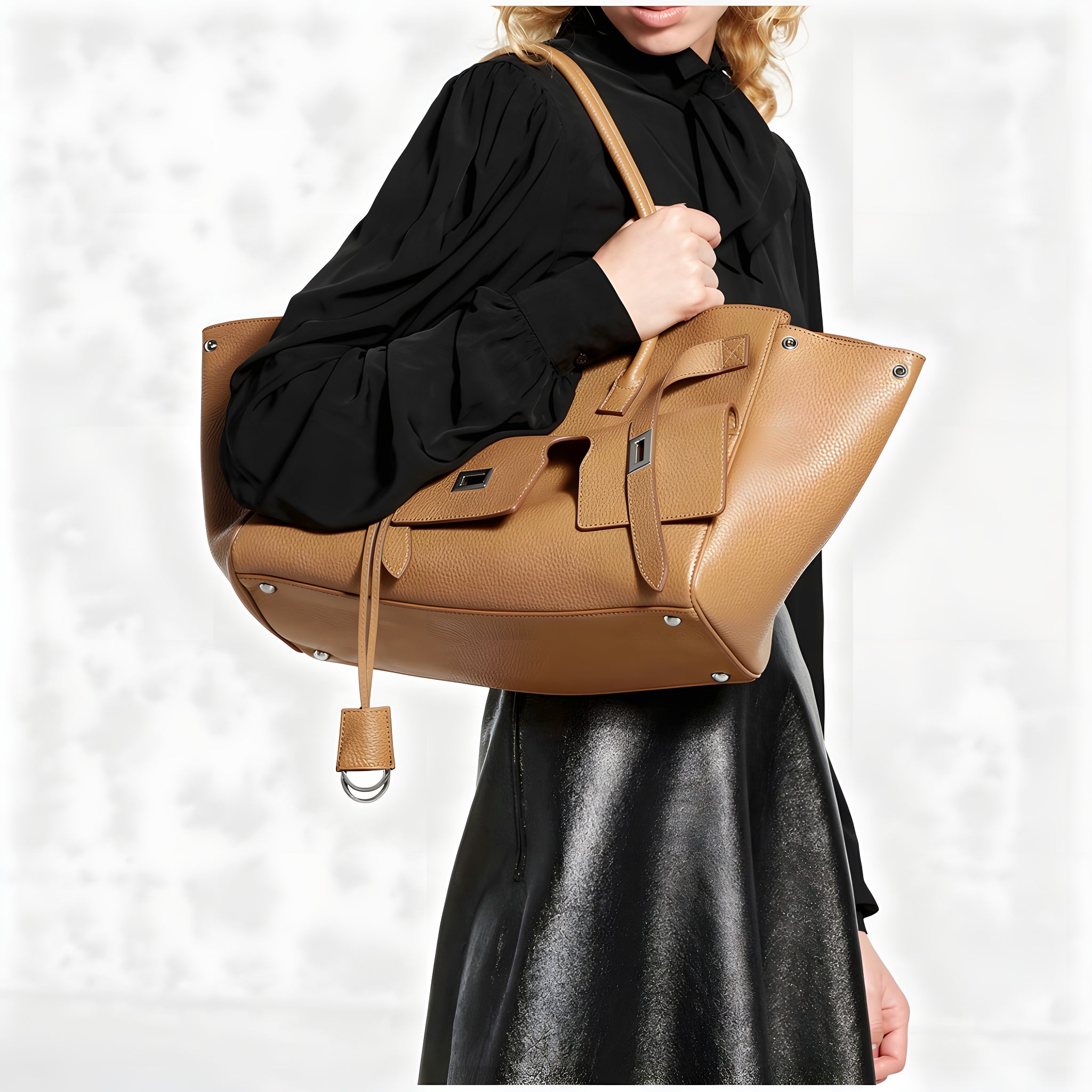 Empire Noir Carryall