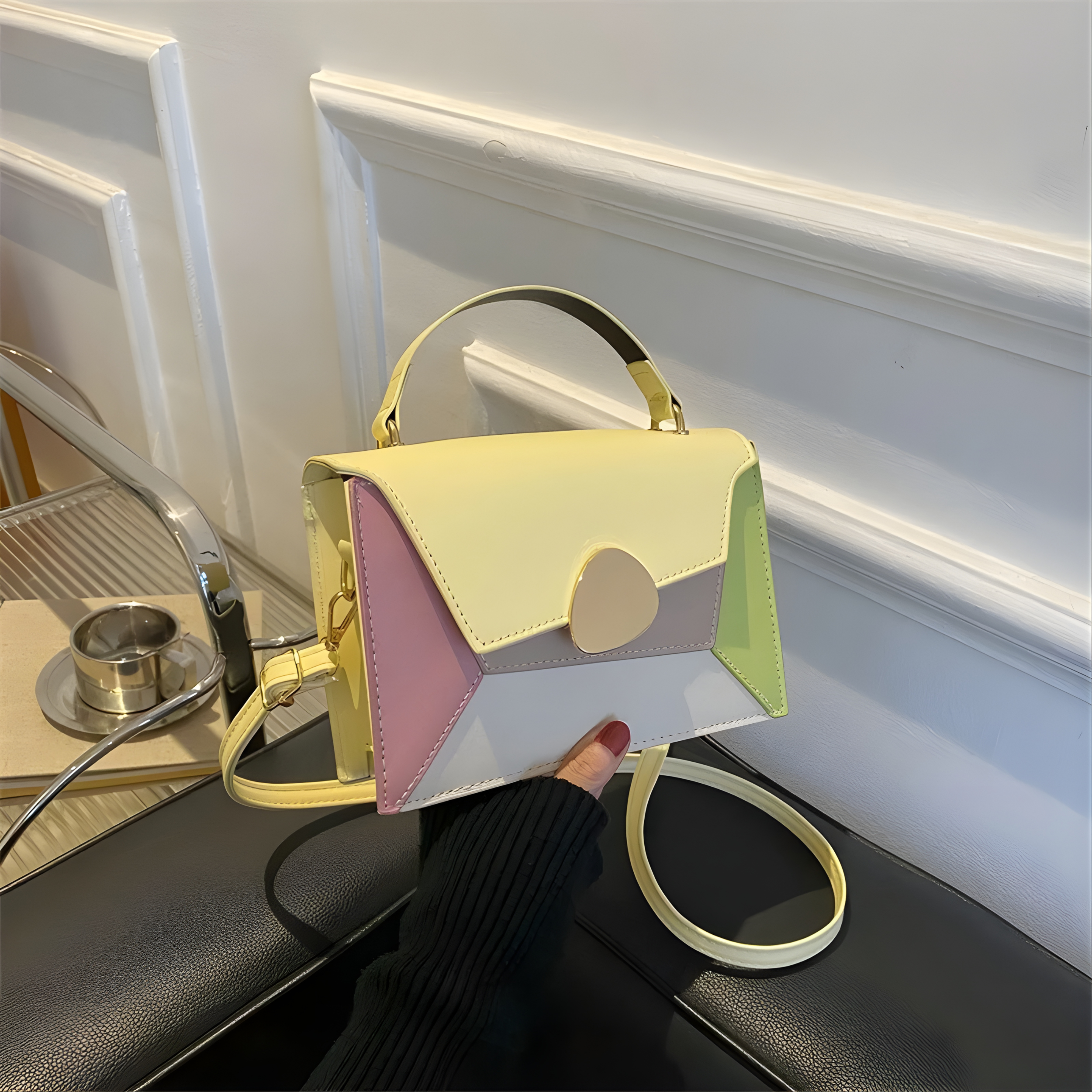 Cosmo Chic Mini Case